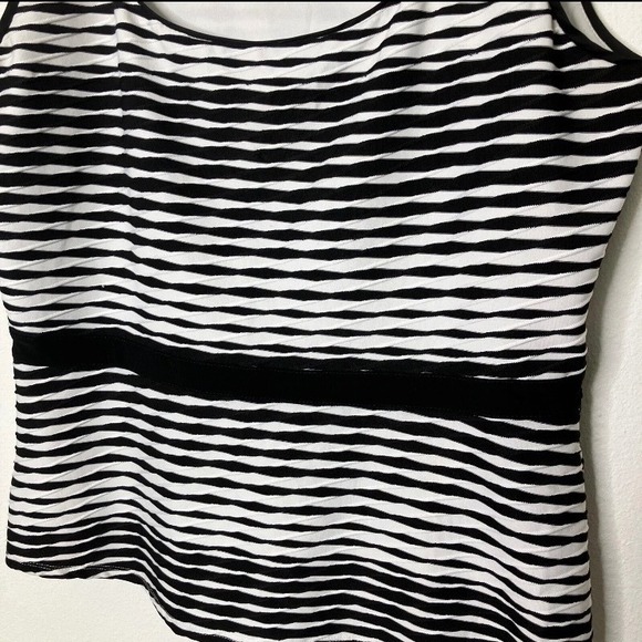 White House Black Market Tank Top Womens L Black White Striped Business Basics - Picture 4 of 8